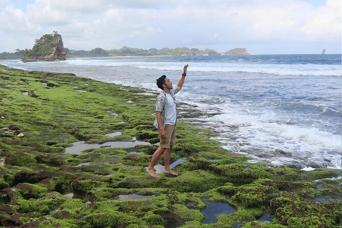 1 Day - Malang Beaches and Island Hopping // 06:30 - 17:30 - Sendang Biru brings boats and working waterfront life