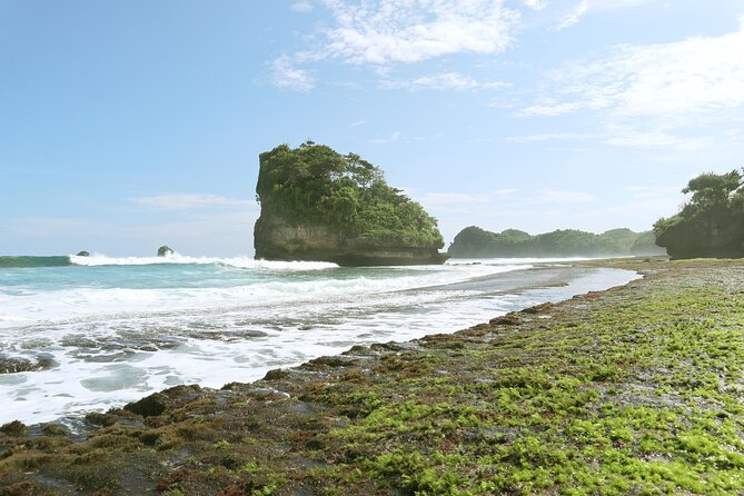 1 Day - Malang Beaches and Island Hopping // 06:30 - 17:30 - The real cost is time on the road