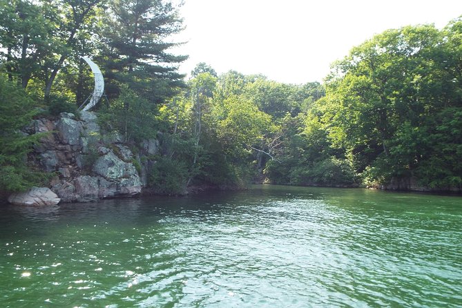 1000 Islands Canada (No passports required, Departing from the US - Circling Grindstone Island