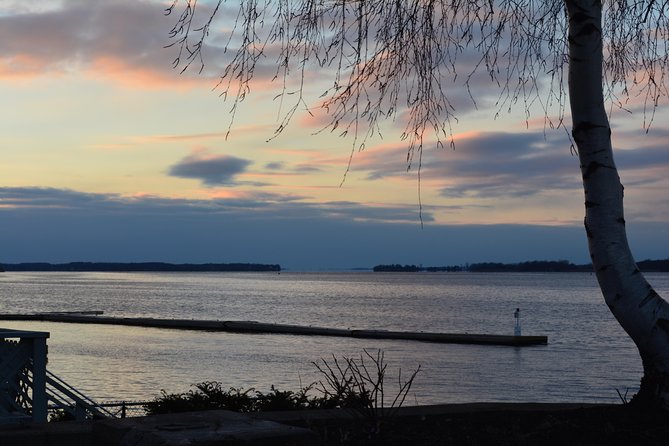 1000 Islands Sunset Cruise from Clayton, NY - Should you book the Clayton sunset cruise?