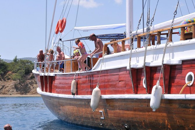 12 Island Boat Trip from Fethiye - Dockyard Island and Red Island