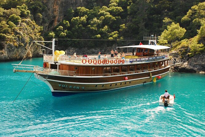 12 Islands Boat Tour from Fethiye with Grilled Lunch - Yassı Island adds free time after lunch