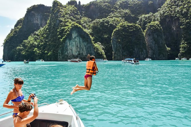 12 Islands Overnight Tour - What the 12 Islands tour is really like