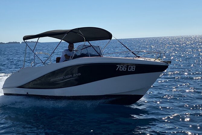 2 hours Elafiti Islands Private Tour by Barracuda 545 - What the skipper adds to the experience