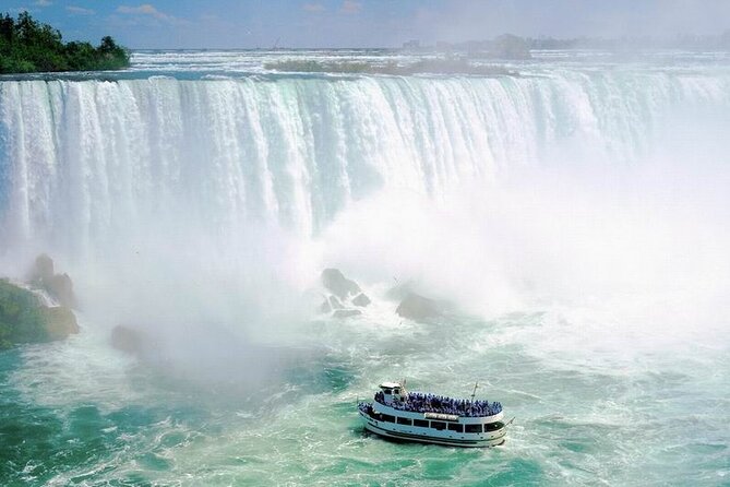 3 Day and 2 Night Tour: Toronto, 1000 Islands, and Niagara Falls - Rockport and the 1000 Islands cruise