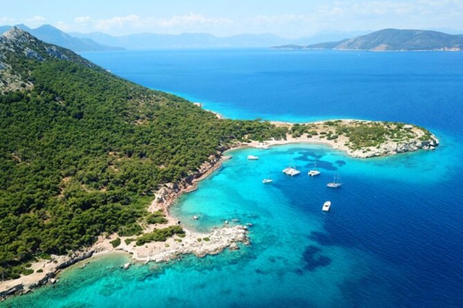 3 Island Cruise from Athens Unlimited Food Wine and Scenic Views - Leaving Piraeus for the Saronic Gulf