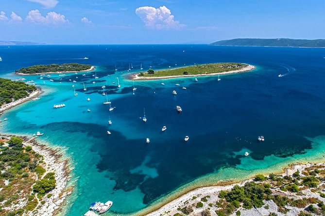 3-Island Split Boat Tour (Šolta Drvenik Mali, Drvenik Veli) - Nečujam and the sunken ship snorkeling stop