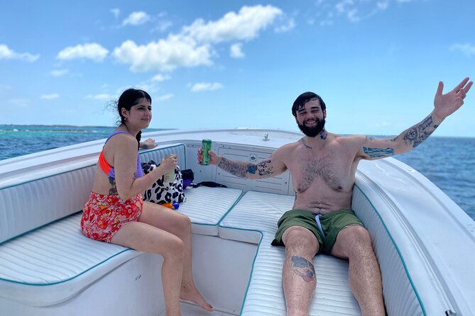 3 Islands Private Group Excursion (4hrs) - Choosing the optional Pig Island stop