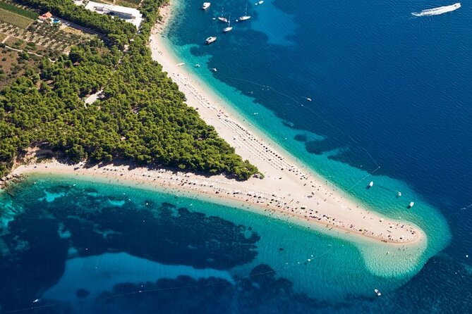 3 Islands Speedboat Tour: Golden Horn, Blue Lagoon & Jelsa Town - Zlatni Rat: the beach stop worth planning around