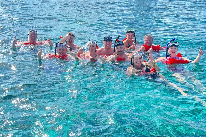 4-Island Tour Swimming Pigs, turtles, snorkeling , rose island, - Atholl Island and the swimming pigs