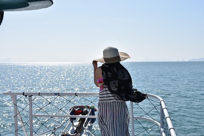 4 Island Tour to Emerald Cave at Koh Mook by Big Boat from Koh Lanta - Why Emerald Cave makes this tour worth considering