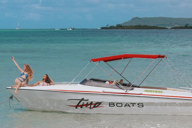 5 island tour all inclusive with Ile aux cerfs and snorkeling - Inside Lighthouse Island