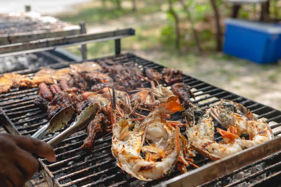 5 Islands Speedboat Cruise, Snorkeling + Lunch & Open Bar - Snorkeling near Blue Bay Marine Park