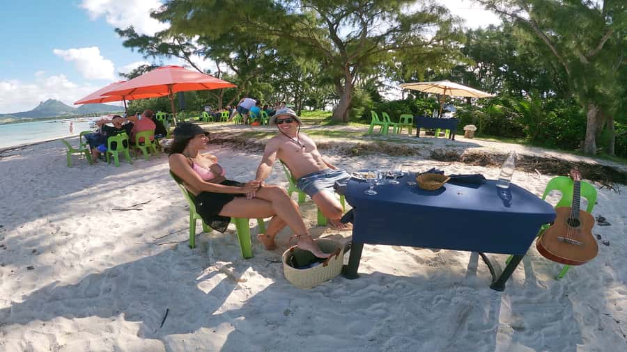 5 Islands Speedboat w/Snorkeling Sea Turtle + Lunch & Drinks - At a glance