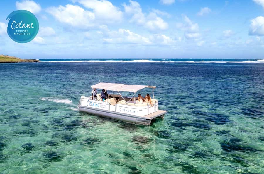 5 Islands Tour: New OCÉANE Private Pontoon Boat cruise - Grand River South East Waterfall Comes First