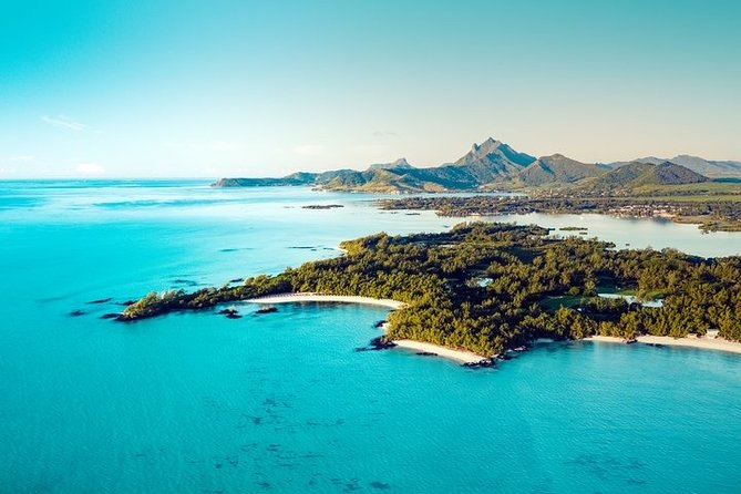 5 Islands Tour: NEW Private OCÉANE Speed Boat - Grand River South East Waterfalls and the final wildlife stop