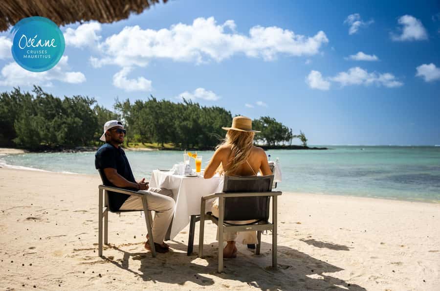 5 islands tour: New Private OCÉANE Speedboat - Snorkeling before the drinks come out