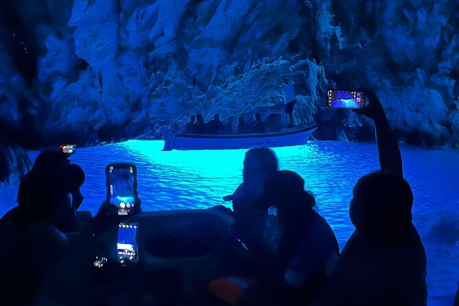 6 Island Hopping & Blue Mysteries: Shared Tour from Split - Key points at a glance