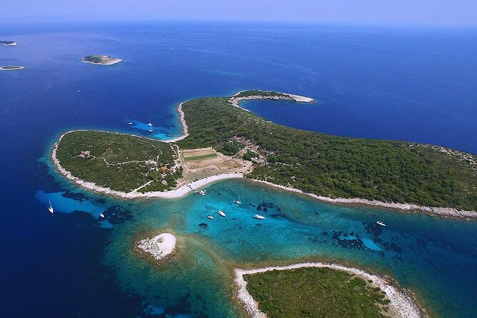 6 Island Hopping & Blue Mysteries: Shared Tour from Split - Ninety minutes in Hvar Town