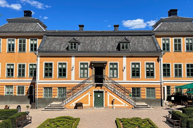 6 Islands History Walking Tour in Karlskrona - A museum and baroque gardens from the early 1700s
