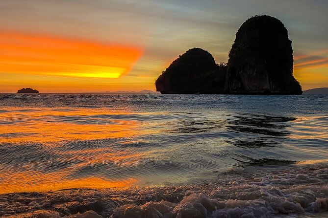 7 Island sunset tour by Speedboat | Catamaran plus BBQ & Plankton - Tup and Mor Islands when the tide is right