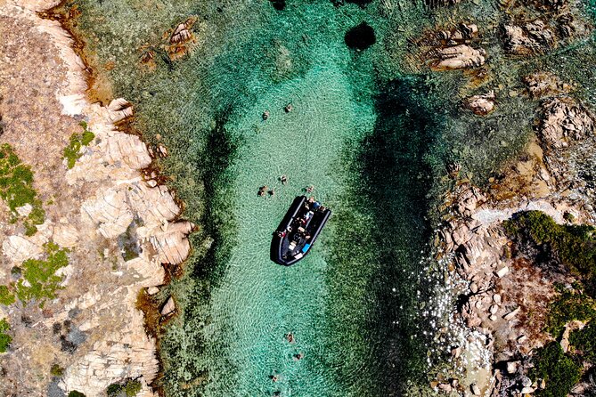 8-hour tour of the La Maddalena Archipelago Ponte VIP - Porto della Madonna and the Natural Pools
