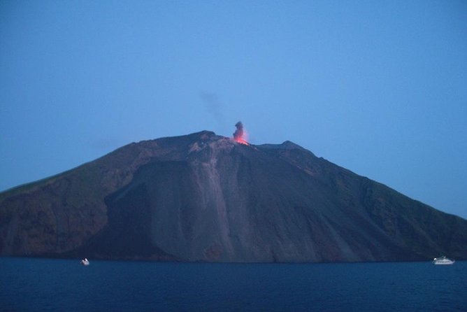 Aeolian Islands Day Trip from Taormina: Stromboli and Panarea - The coach from Taormina to Milazzo