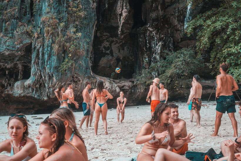 Ao Nang: 4 Island Awesomeness Adventure - Music, drinks, and the environmental concern