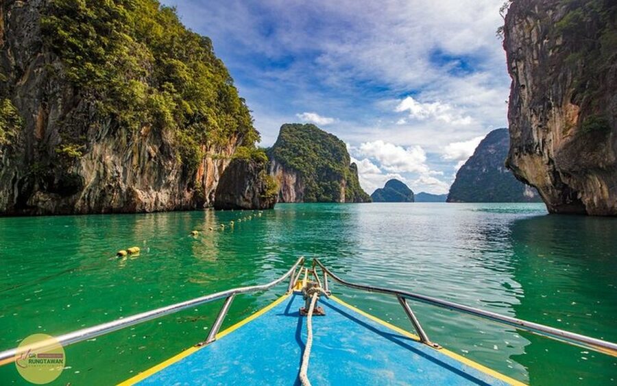 Ao Nang: Hong Islands Tour by Speedboat or Longtail Boat - Hong Lagoon is the scenic center of the route