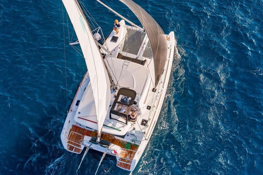 Archipelago di La Maddalena: Catamaran Tour Full day-Lunch - Why a full day on the La Maddalena waters works