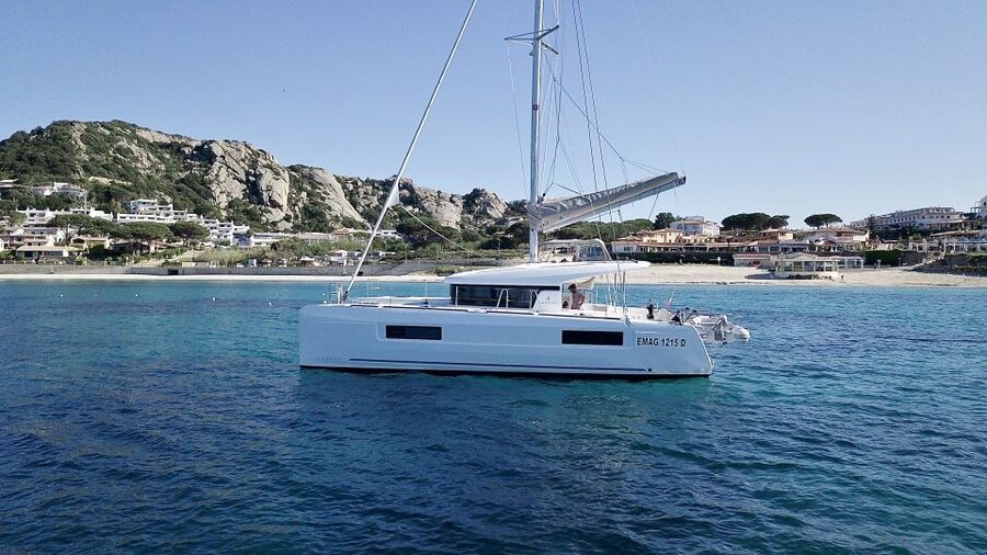 Archipelago di La Maddalena: Catamaran Tour Full day-Lunch - Two hours of sailing back to port