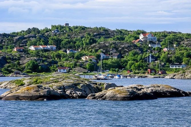 Archipelago Tour with guide Gothenburg - The Gothenburg archipelago is best seen from the open deck