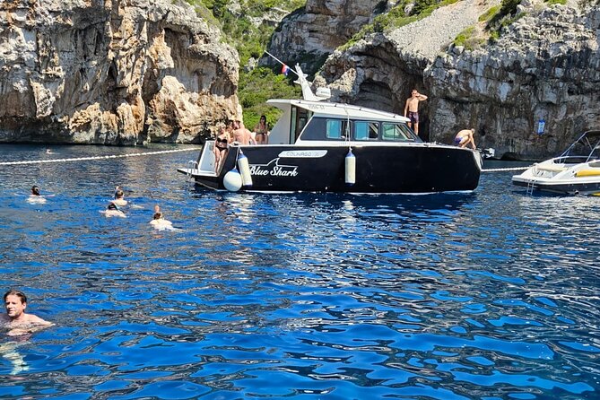 Blue cave and Hvar - 5 Islands speedboat tour from Split - Why this Split boat tour works for a one-day island sampler