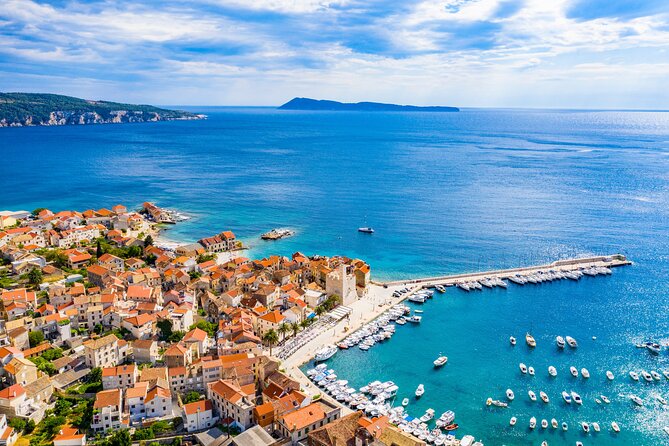 Blue Cave and Hvar 5 Islands Tour from Split - Hvar gives you three hours to make the day feel complete