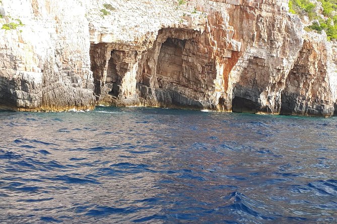 Blue Cave and Hvar island - five island tour from Split - Pakleni Islands: lagoons and a one-hour pause