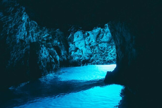 Blue Cave Full-Day Boat Tour with Hvar and 5 Islands - Stiniva Cove: scenic, protected, and short