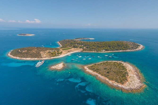 Blue cave & Hvar (5 Islands) private tour from Split or Trogir - Entering the Blue Cave before the crowds build