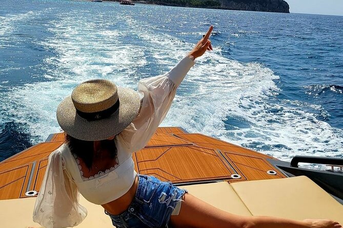Blue Cave & Hvar, 5 Islands Speedboat with Luxury Seats in Shade - Budikovac Blue Lagoon is the main swim break