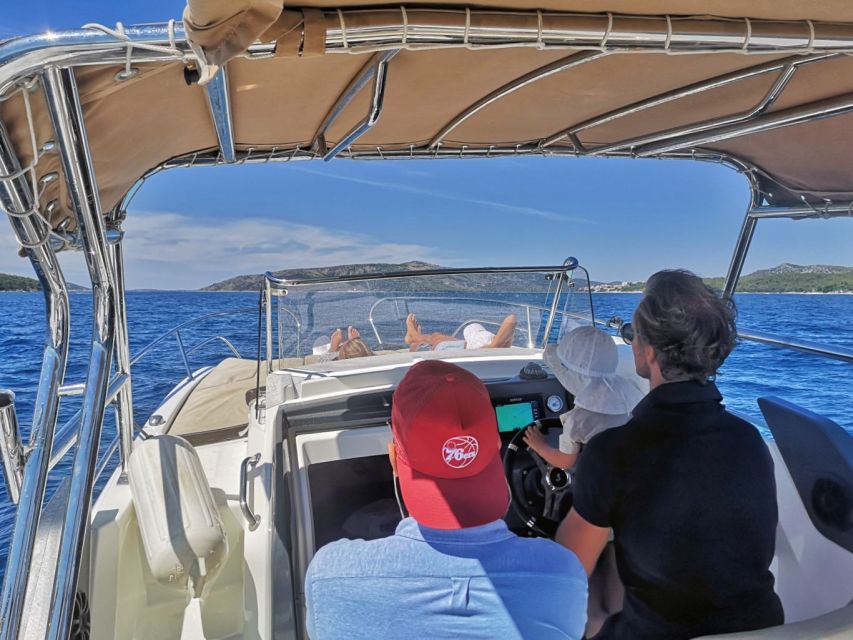 Blue Cave, Mamma Mia and 5 top destinations: From Trogir - Komiža offers a slower look at Vis