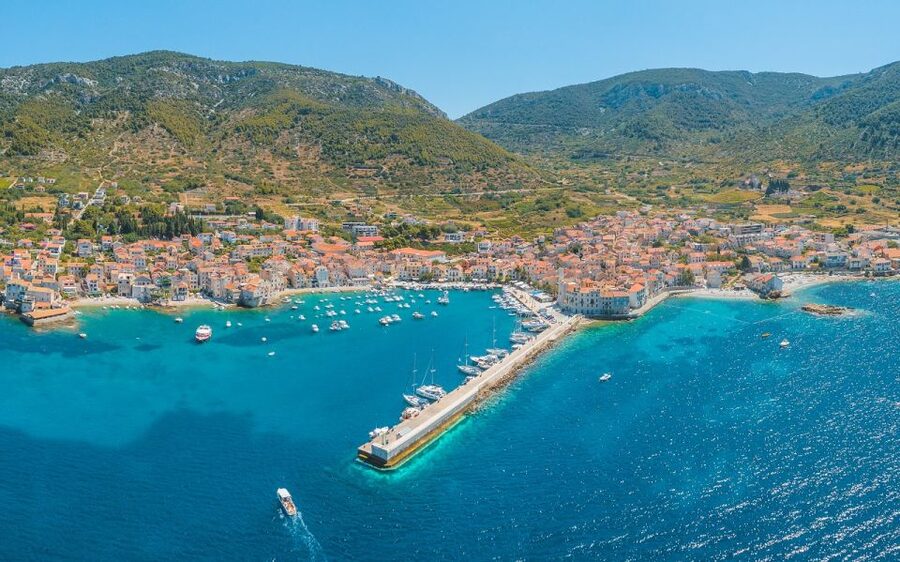Blue Cave, Mamma Mia and 5 top destinations: From Trogir - Hvar is a strong finish, not just a photo stop