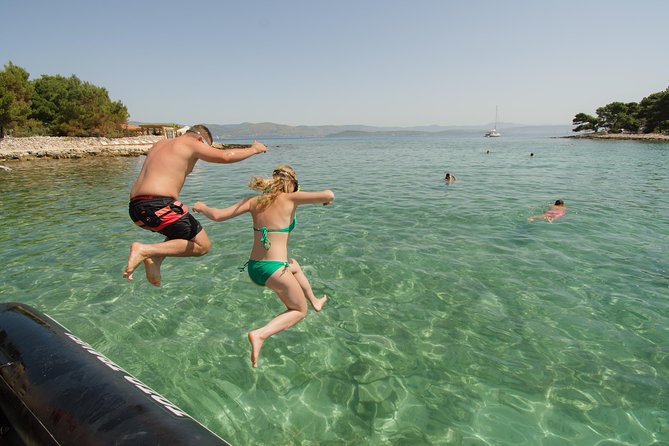 Blue Lagoon & 3 Islands Small-Group Speedboat Tour - Should you book the Blue Lagoon speedboat tour?