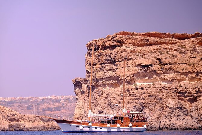 Blue Lagoon: Full-Day Three Island Cruise: Malta, Gozo and Comino - Blue Lagoon: the main swim stop