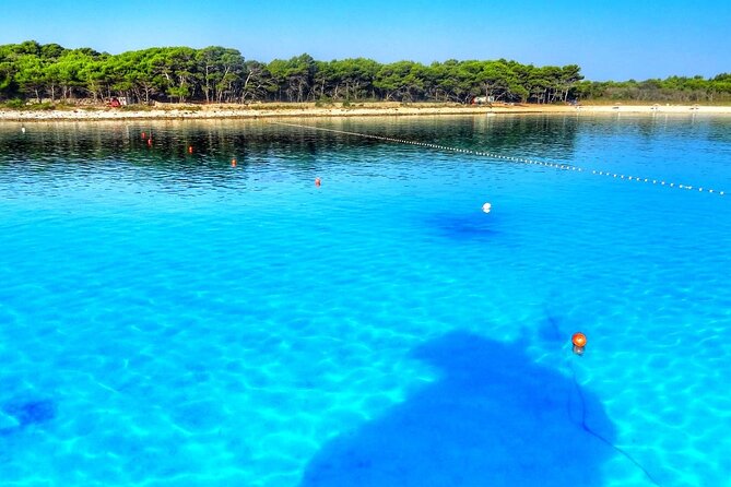 Blue Lagoon Snorkeling on Speedboat & Island Hopping Tour - A speedboat ride with room for shade