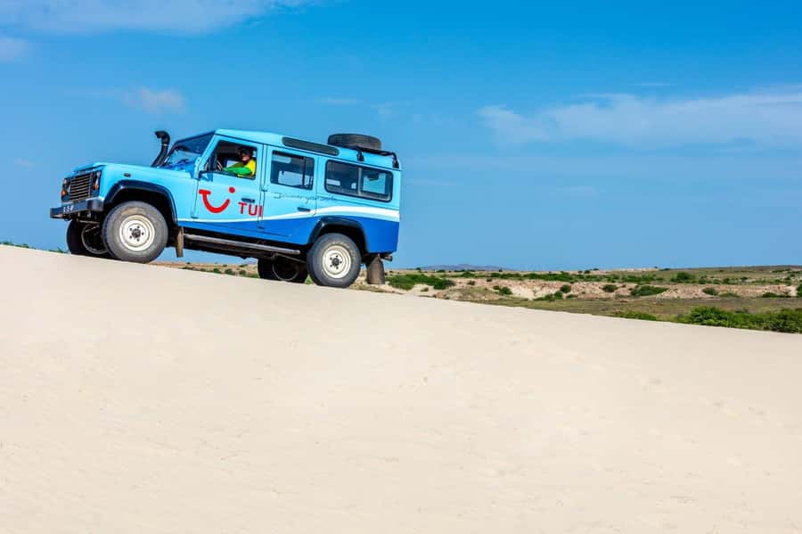 Boa Vista Full Day 4x4 Island Tour with Beachfront Lunch - Ending at 15 kilometres of Santa Monica Beach