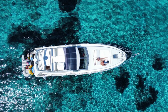 Boat tour Porto Cervo - Maddalena archipelago - Cala Granara on Spargi: three hours to settle into the sea