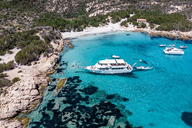 Boat trip La Maddalena Archipelago - Departure from Palau - Swimming from the boat near Santa Maria