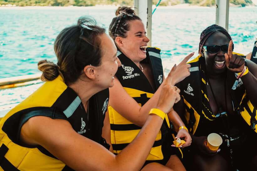 Boracay: Island Hopping & Cliff Jumping by Haqqy Life - Snorkeling adds a slower hour