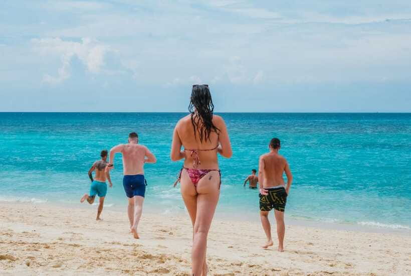 Boracay: Island Hopping & Cliff Jumping by Haqqy Life - Snacks, drinks, and the social setup