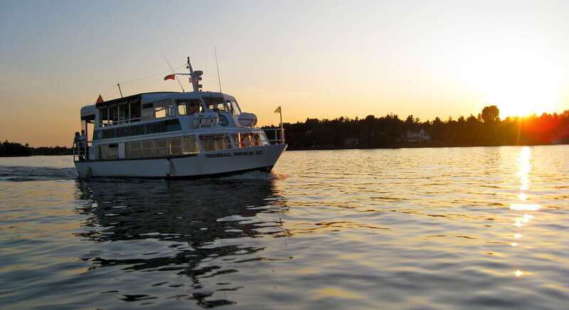 Brockville: 1000 Islands Cruise - Leaving Brockville’s Historic Waterfront