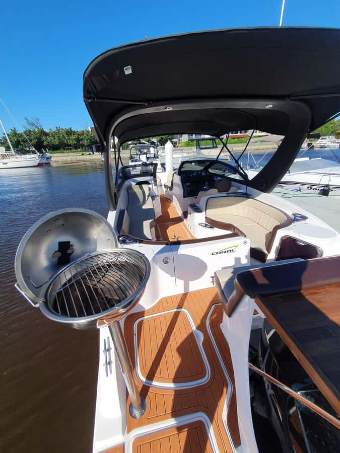 Búzios: Speedboat tour of 2 islands and 11 beaches - Ossos and Amores add a quieter change of pace